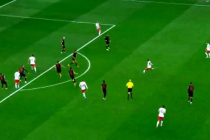 Πολωνία – Αλβανία: Ο κεραυνός του Ζιελίνσκι υπέγραψε την ανατροπή των γηπεδούχων