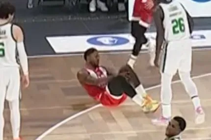 Εξετάσεις την Τρίτη ο Ταϊρίκ Τζόουνς