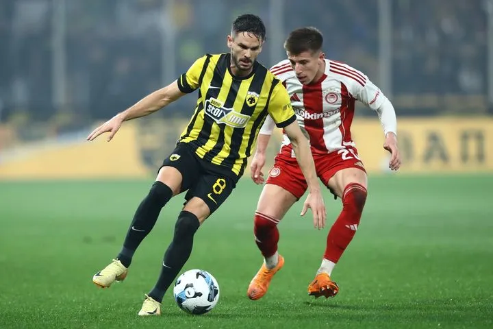 Η μάχη του τίτλου της Stoiximan Super League φουντώνει: Οι πιθανότητες των τριών διεκδικητών