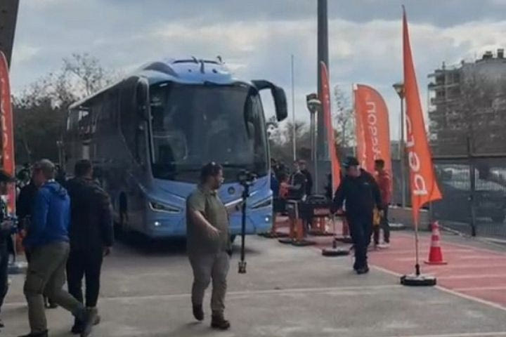 Ηρακλής: Θερμή υποδοχή στην αποστολή από τους οπαδούς για τη φιέστα ανόδου – το VIDEO του SPORT24