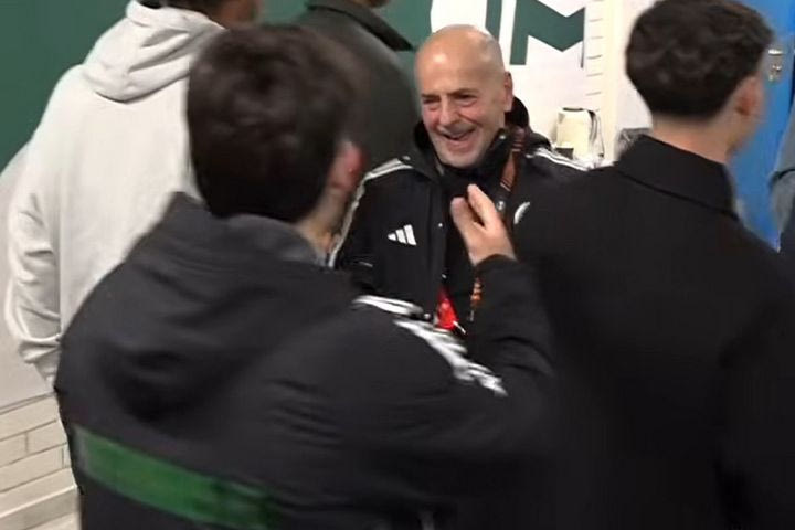 Η παρακάμερα με την Μπέτις: Η αγωνία, η αποθέωση και η εγκάρδια αγκαλιά Ταμπόρδα - Αλαφούζου