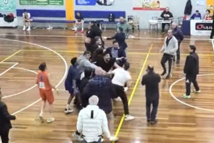 Α1 Γυναικών: Χάος μετά το φινάλε του αγώνα Αμύντας – Ανόρθωση και τον υποβιβασμό της ομάδας του Βόλου