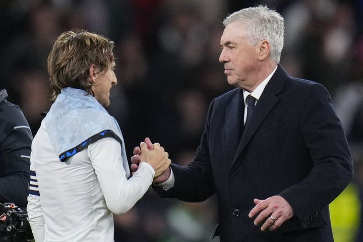 Αντσελότι: “Δεν υπάρχει παίκτης όπως ο Μόντριτς στην παγκόσμια αγορά”