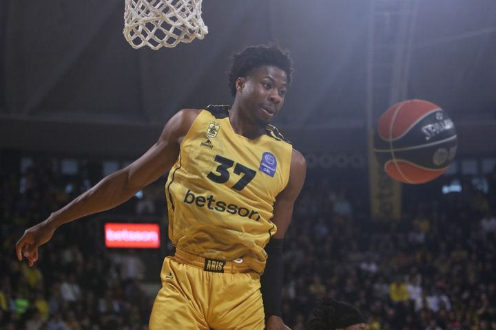 Χωρίς τον Κώστα Αντετοκούνμπο ο Άρης Betsson κόντρα στο Μαρούσι