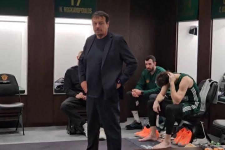 Η ομιλία του Αταμάν στα αποδυτήρια: “Θα είμαστε έτοιμοι για να κερδίσουμε και το ματς με τον Ολυμπιακό”