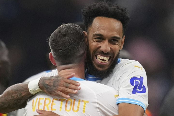 Μαρσέιγ – Λιόν 3-2: Σούπερ ανατροπή για την Ολιμπίκ με ηγέτη τον Ομπαμεγιάνγκ