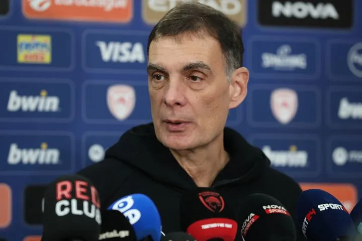 Μπαρτζώκας: “Πρέπει να ξεχάσουμε τη χθεσινή εμφάνιση και να παίξουμε καλά αύριο, το ρόστερ μας είναι πιο γεμάτο από ποτέ”