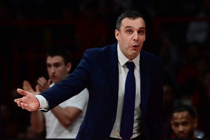 Ο Γκαλμπιάτι δάγκωσε το μπουκάλι του μετά από χαμένο ριμπάουντ και αμυντικό φάουλ της Μπασκόνια