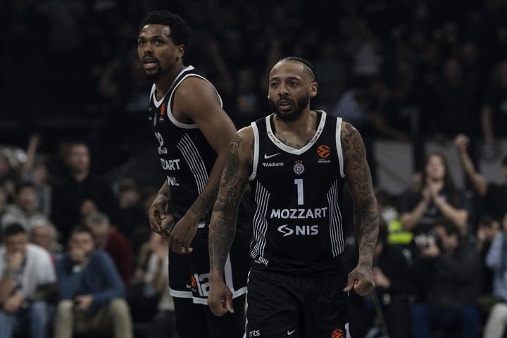 Παρτίζαν – Βαλένθια 110-104: Τριαντάρα του Μπράουν στη ραψωδία των δύο παρατάσεων και οι Σέρβοι μπλόκαραν τους πορτοκαλί