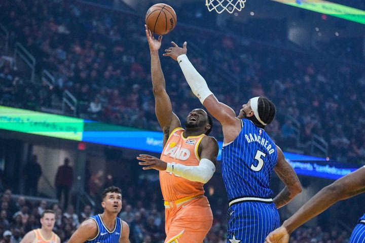 NBA: Μίτσελ με 42 πόντους και ματωμένο μάτι στη νίκη των Καβαλίερς