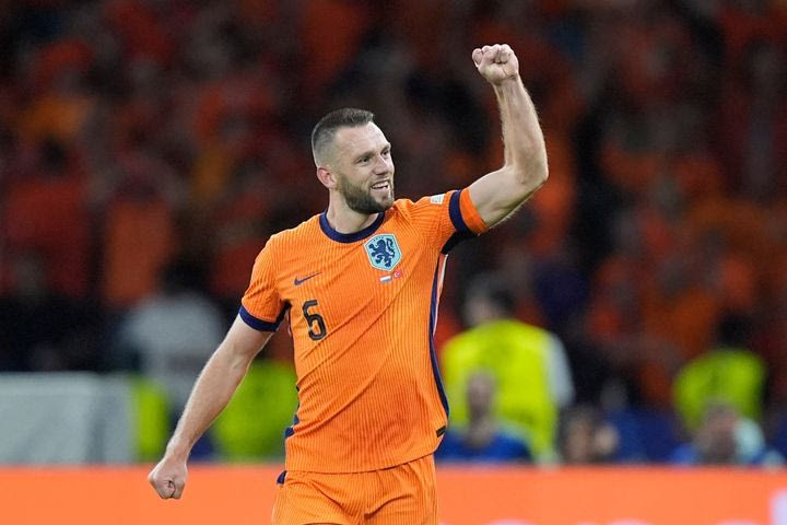 Ο Ολυμπιακός φουλάρει για τον Ντε Φράι