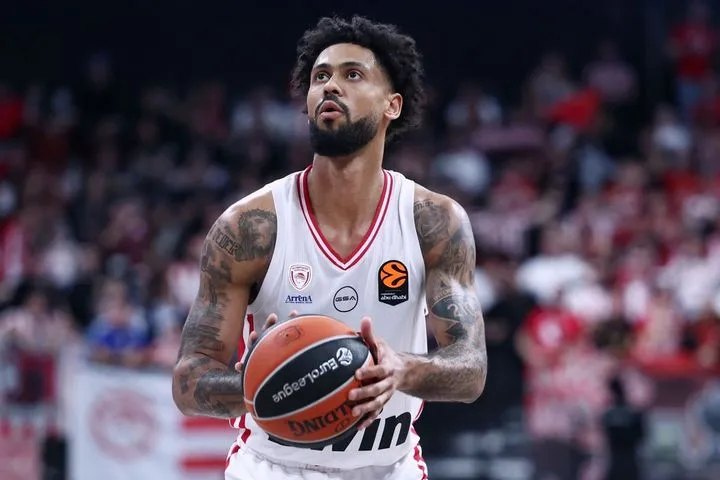 Ντόρσεϊ: “Με τέτοιες ομάδες δεν μπορείς να χαλαρώσεις, πρέπει να μπαίνουμε με αυτήν τη φλόγα και να τη διατηρούμε”