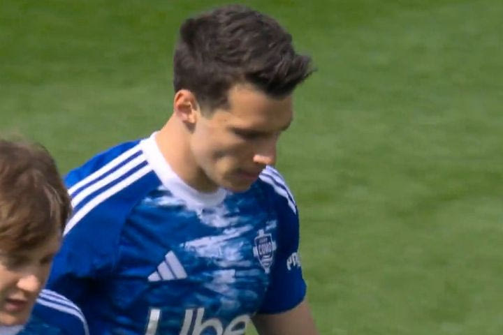 Κόμο – Νάπολι 0-0: Θετικός ο Δουβίκας με μεγάλη ευκαιρία στο ματς