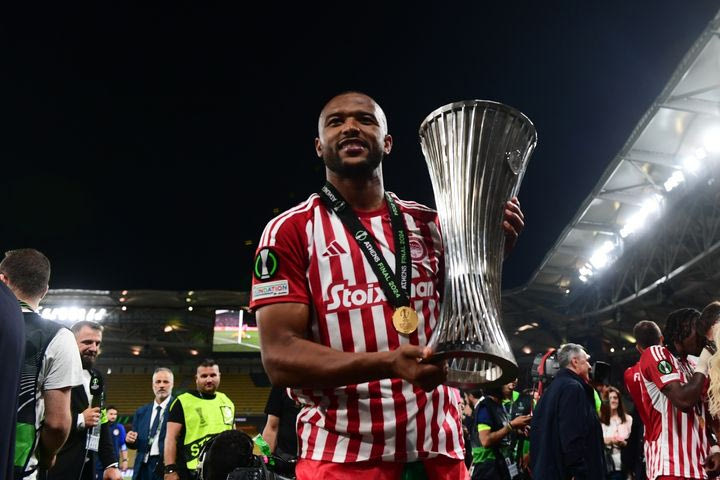 Ολυμπιακός: Ραντεβού για συμφωνία με τον Ελ Κααμπί για νέο συμβόλαιο