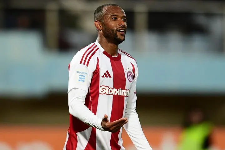 Ελ Κααμπί: “Πάντα η καρδιά μου είναι εδώ, ο Ολυμπιακός είναι η οικογένειά μου”