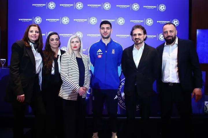 Η Εθνική Ελλάδας ανακοίνωσε νέα χορηγική συμφωνία με την Intersport