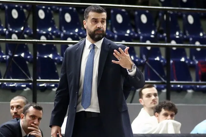 Πρώην παίκτης του Λαυρίου ξέρανε την Χάποελ Ιερουσαλήμ στα 1.8" και έστειλε την Τουρκ Τέλεκομ στα ημιτελικά του EuroCup