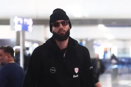 Τα VIDEOS του SPORT24 από την αναχώρηση του Ολυμπιακού για το Παρίσι