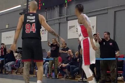 Η στιγμή που προκάλεσε την αντίδραση και την αποβολή του Φουρνιέ