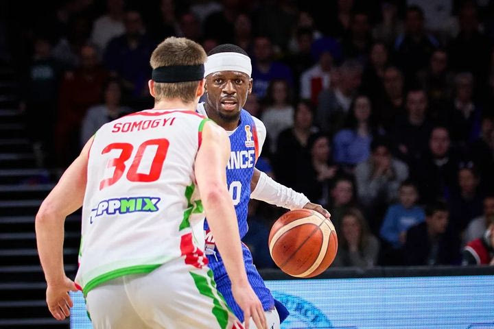 Γαλλία – Ουγγαρία 98-79: Εξαιρετικός ο Νουά του Άρη Betsson στη νίκη των μπλε για τα προκριματικά του Mundobasket 2027