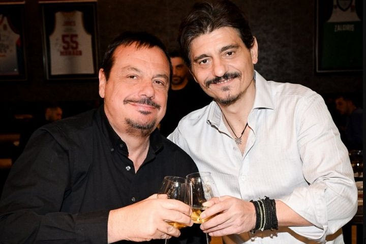 Αταμάν: “Είμαι σίγουρος ότι ο κ. Γιαννακόπουλος δεν θέλει τα κύπελλα για το τραπέζι του, τα θέλει για τους φιλάθλους, για όλη την οικογένεια του Παναθηναϊκού”