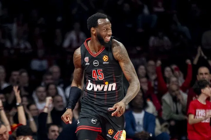 Χολ: “Να παίξουμε το παιχνίδι του Ολυμπιακού”