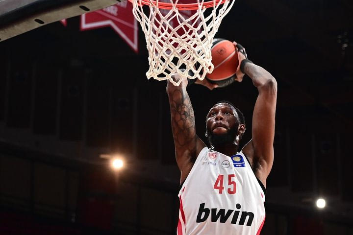 Σοβαρός και συνεπής ο Ολυμπιακός, νίκησε εύκολα τον ΠΑΟΚ για το 19-0 στη Stoiximan GBL