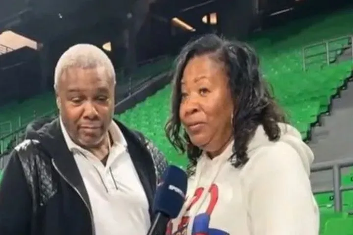 Μητέρα Χολμς: “Αντιεπαγγελματικός ο τρόπος διαχείρισης, το ζήτημα έπρεπε να αντιμετωπιστεί ιδιωτικά”