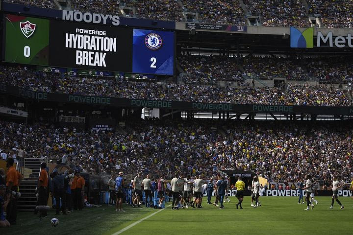 Μουντιάλ 2026: Η FIFA πρόκειται να επιτρέψει διαφημίσεις στα υποχρεωτικά διαλείμματα ενυδάτωσης