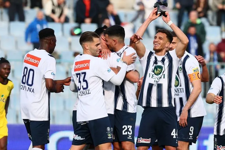 Εκεί που ανήκει: Ο Ηρακλής νίκησε την Αναγέννηση Καρδίτσας στο ματς-φιέστα για την άνοδο στη Stoiximan Super League