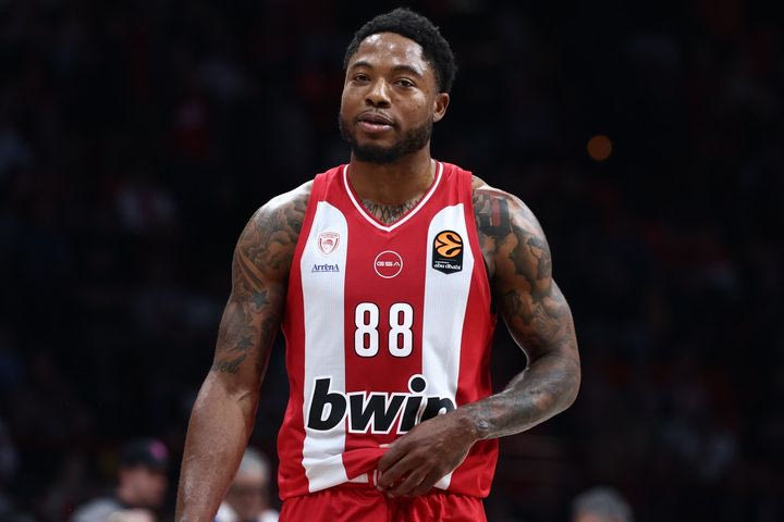 Ολυμπιακός: Ο Κοντορεβιθούλης και τα περίεργα παιχνίδια του μυαλού