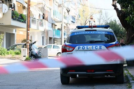 Κακουργηματική δίωξη στα δύο άτομα που ήταν μαζί με το θύμα της δολοφονίας στην Καλαμαριά