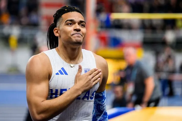 Καραλής, Παγκόσμιο κλειστού στίβου 2026: Έγινε ο πρώτος Έλληνας με τρία μετάλλια