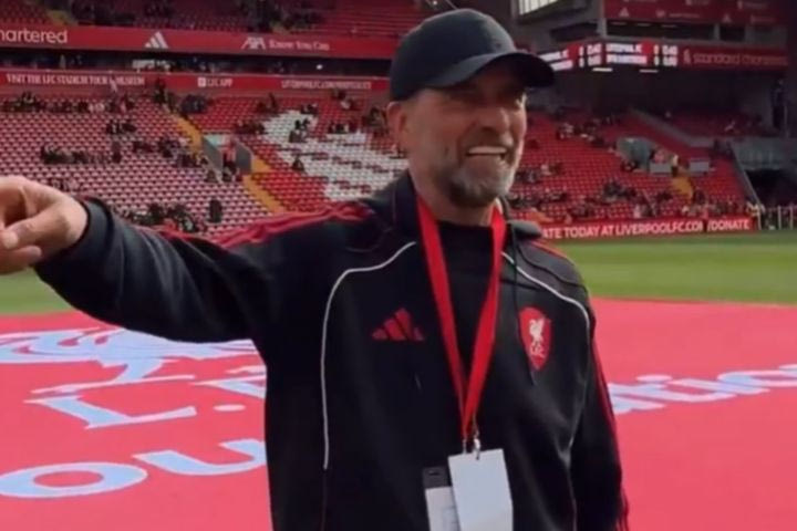 Ο Γιούργκεν Κλοπ ξανά στο Άνφιλντ