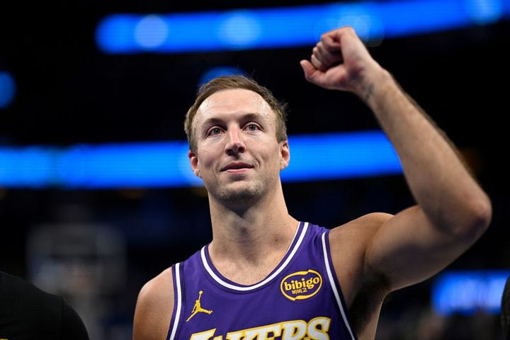 Μάτζικ – Λέικερς 104-105: Με τρίποντο του Κενάρντ πήραν τη νίκη