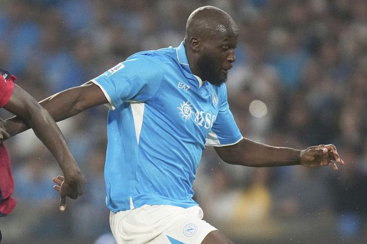 Νάπολι: Ο Λουκάκου δεν εμφανίστηκε στην προπόνηση της Τρίτης και οι παρτενοπέι προανήγγειλαν πειθαρχικά μέτρα εναντίον του