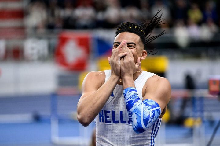 Βρούτσης για Καραλή: “Δεν μας χαρίζει μόνο μετάλλια, με τη συνέπεια, τη δύναμη και το χαμόγελό του, εμπνέει”