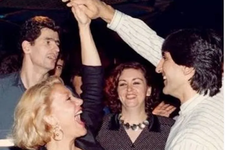 Άρης Betsson: Αποχαιρέτησε τη Μαρινέλλα με φωτογραφία της με Γιαννάκη και Φιλίππου