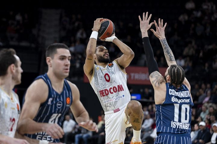 Αναντολού Εφές – Μονακό 93-98: Οι Μονεγάσκοι καθάρισαν το ματς στο τέταρτο δεκάλεπτο