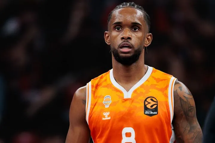 Η Βαλένθια πέτυχε την έκτη 100άρα της σε 35 ημέρες