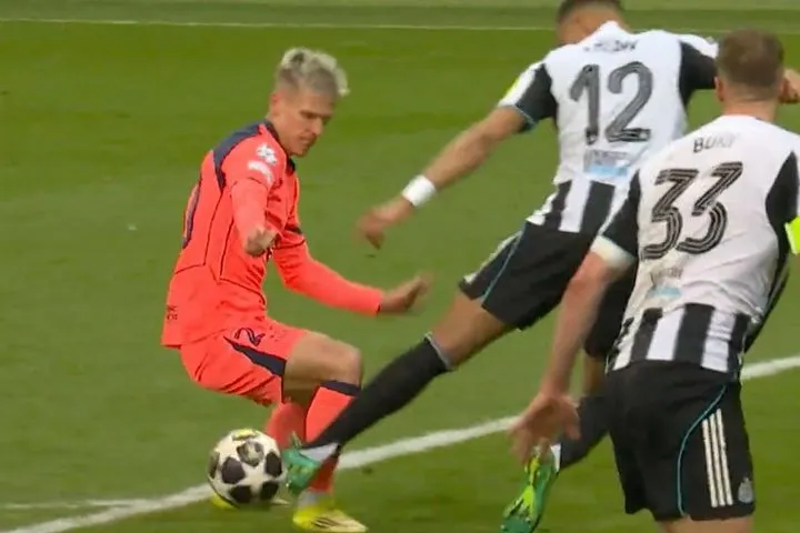 Το πέναλτι που κέρδισε ο Όλμο στο φινάλε και η εκτέλεση του Γιαμάλ που έδωσε την ισοπαλία στην Μπαρτσελόνα