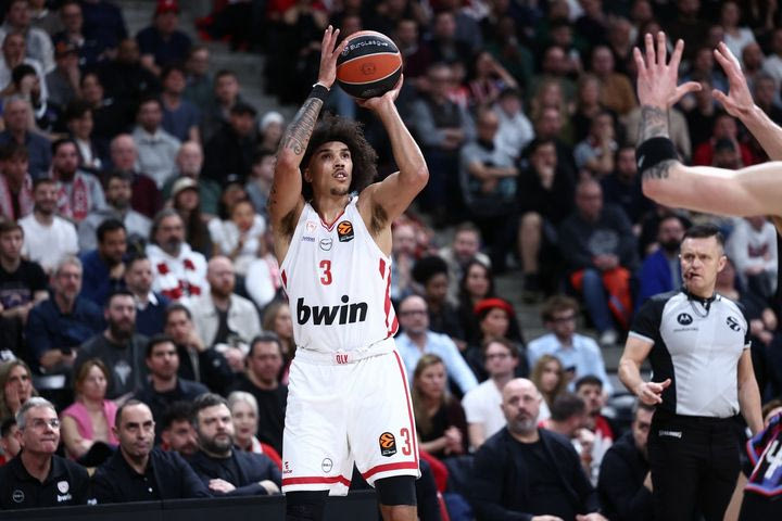 Παρί – Ολυμπιακός: Οι ερυθρόλευκοι ισοφάρισαν το ρεκόρ τους στα τρίποντα σε πρώτο ημίχρονο