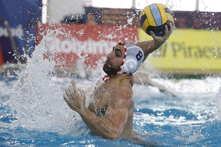 LIVE το κρίσιμο ματς του Ολυμπιακού κόντρα στην Μπαρτσελονέτα στο Champions League Πόλο