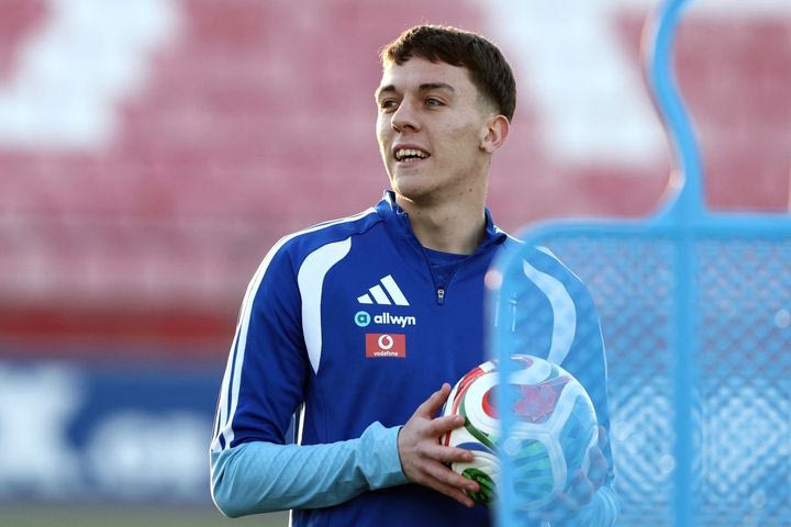 Εθνική Ελλάδας: Τι είπε ο Γιοβάνοβιτς για το ενδεχόμενο να ενσωματωθεί ο Κοντούρης στην Ελπίδων μετά το φιλικό με την Παραγουάη