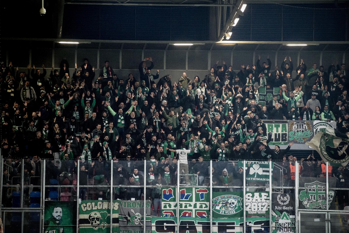 Παναθηναϊκή απόβαση στη Σόφια: Προς sold out τα διαθέσιμα εισιτήρια για τη ρεβάνς με την ΤΣΣΚΑ 1948, πιθανό το τριφύλλι να αιτηθεί επιπλέον                                          Παναθηναϊκή απόβαση στη Σόφια: Προς sold out τα διαθέσιμα εισιτήρια για τη ρεβάνς με την ΤΣΣΚΑ 1948, πιθανό το τριφύλλι να αιτηθεί επιπλέον