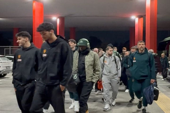 Η άφιξη του Παναθηναϊκου ΑKTOR στο ΣΕΦ
