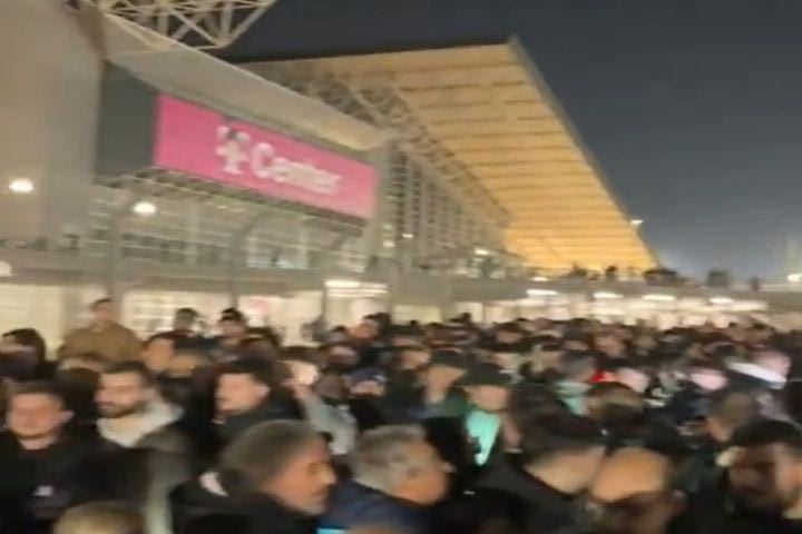 Από το ποδόσφαιρο στο μπάσκετ: Συνωστισμός στο Telekom Center Athens πριν το Παναθηναϊκός – Ζάλγκιρις