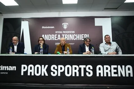 Εικόνες από παρουσίαση του Αντρέα Τρινκιέρι στον ΠΑΟΚ