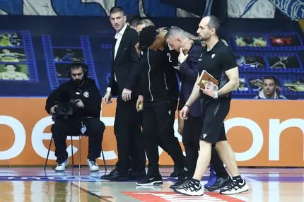 Νέα ατυχία στον ΠΑΟΚ: Τραυματίστηκε και ο Μέλβιν μετά τον Χουγκάζ