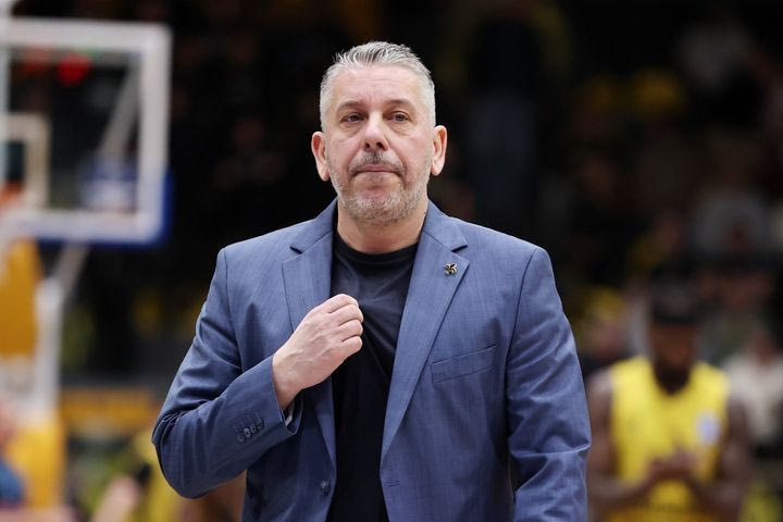 Παπαθεοδώρου: “Είμαστε επαγγελματίες και πρέπει να είμαστε έτοιμοι για τέτοια παιχνίδια”